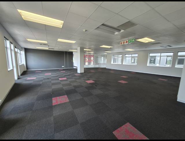 422M² OFFICE TO LET IN SANDTON CENTRAL